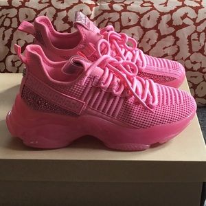 Only worn once, really cute shoes!